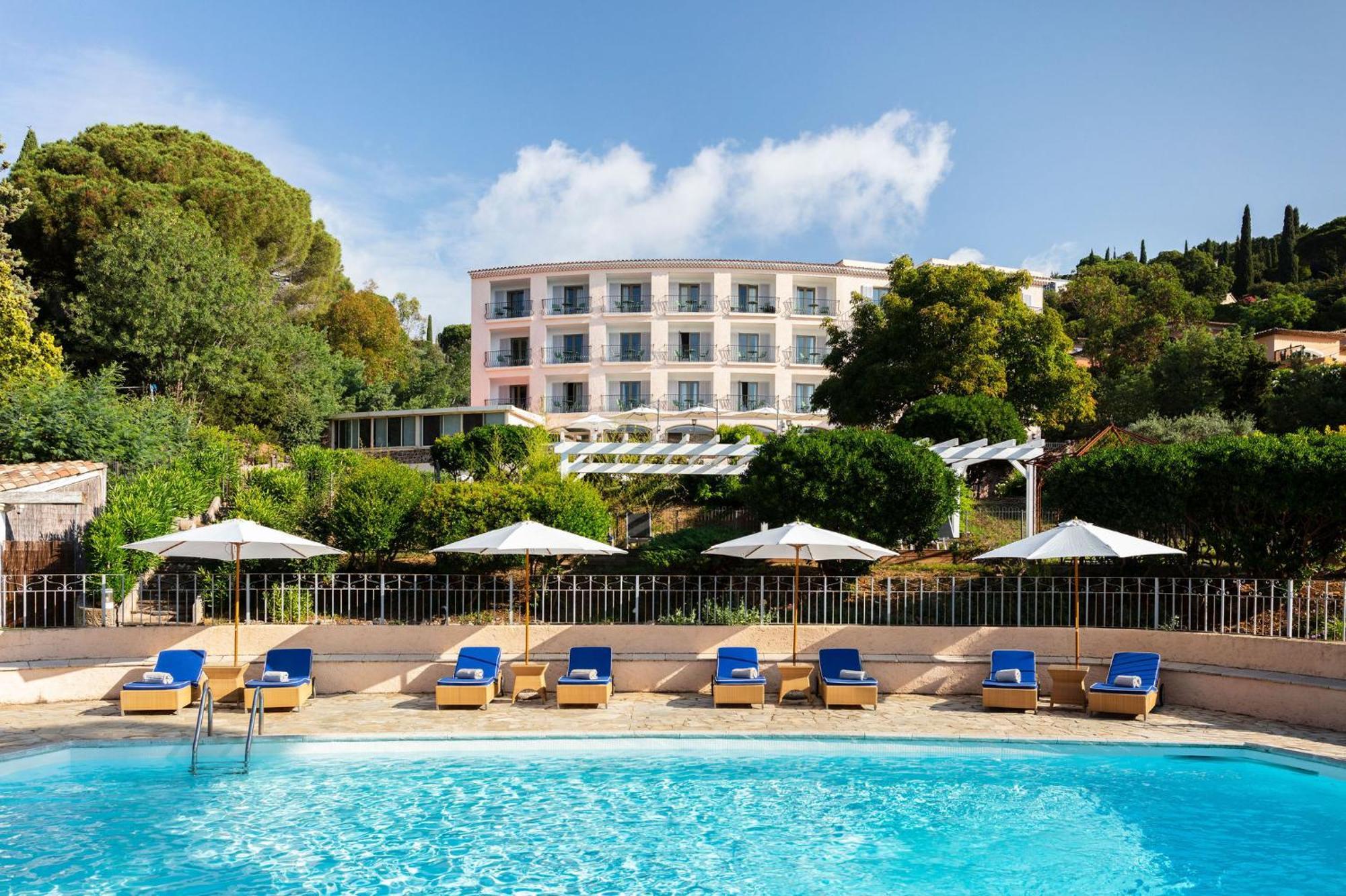 Hotel Du Parc Cavalaire Sur Mer Exterior photo